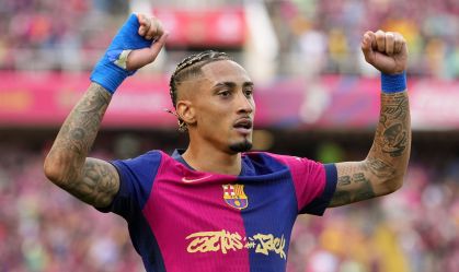 Raphinha acerta renovação com o Barcelona; diz jornalista