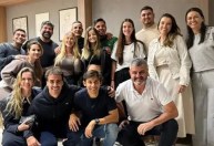 Jogadores do Atlético-MG fazem "recepção especial" para Dudu, que reage