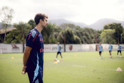 Rodrigo Caio é o novo auxiliar técnico do Flamengo