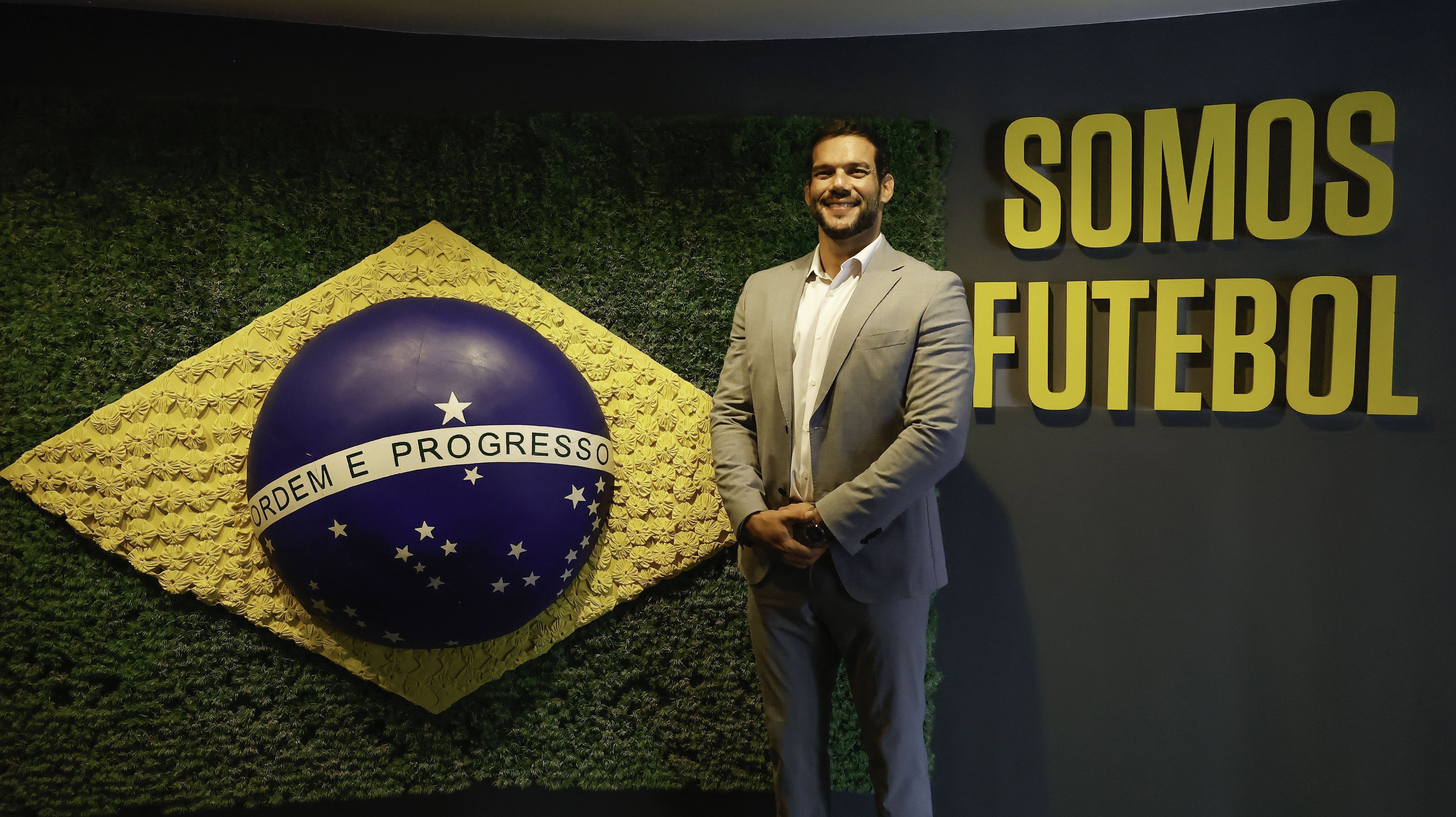 Samir Xaud, novo presidente da CBF, na sede da entidade