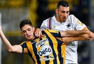 Ex-finalista da Champions cai para terceira divisão pela primeira vez