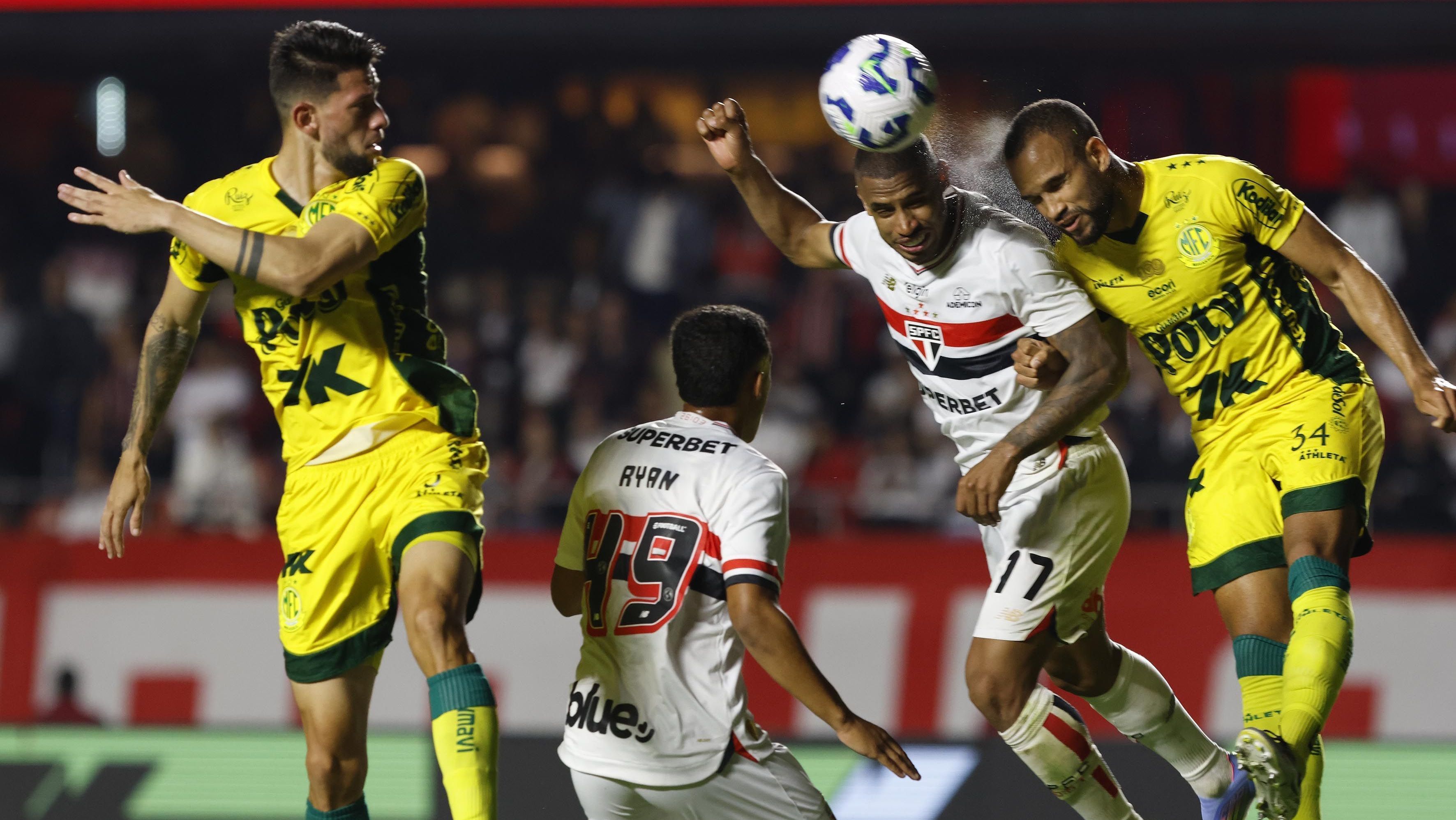 São Paulo perdeu para o Mirassol por 2 a 0 no MorumBIS
