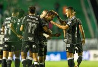 Atlético-MG vence o Juventude e sai da zona de rebaixamento do Brasileirão