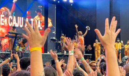 Show de Liniker agita 120 mil pessoas na Virada Cultural em SP