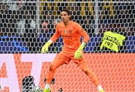 Defesa de Sommer em Inter x Barcelona lembra Cássio no Mundial; compare