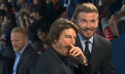 Tom Cruise comparece a final da Champions em prol da indústria do cinema