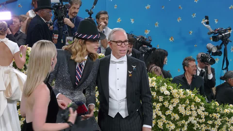 Tommy Hilfiger falou sobre seus consumidores negros no Met Gala de 2025