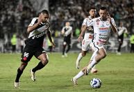 Nos pênaltis, Vasco bate Operário e vai às oitavas da Copa do Brasil
