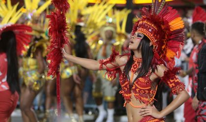 Wenny, irmã de Lexa, deixa cargo de rainha de bateria: "Bangu, eu te amo"