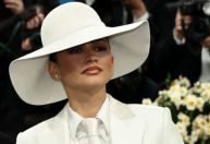 Met Gala 2025: veja looks icônicos dos famosos no tradicional baile