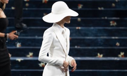 Zendaya mostra anel de noivado milionário com Tom Holland