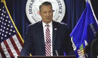 EUA: Operações de imigração prendem quase 1.500 em Massachusetts
