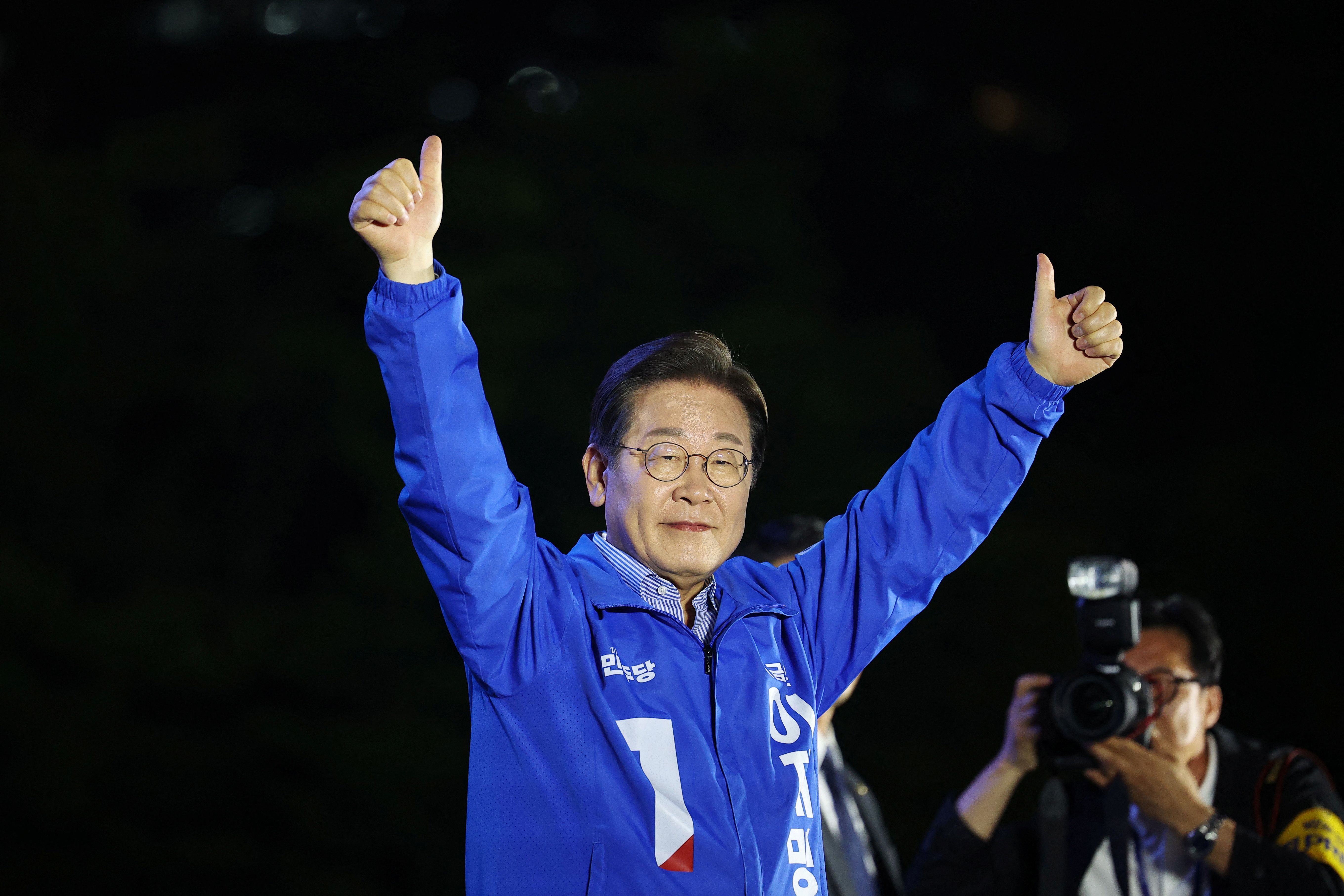 Lee Jae-myung durante campanha em Seul