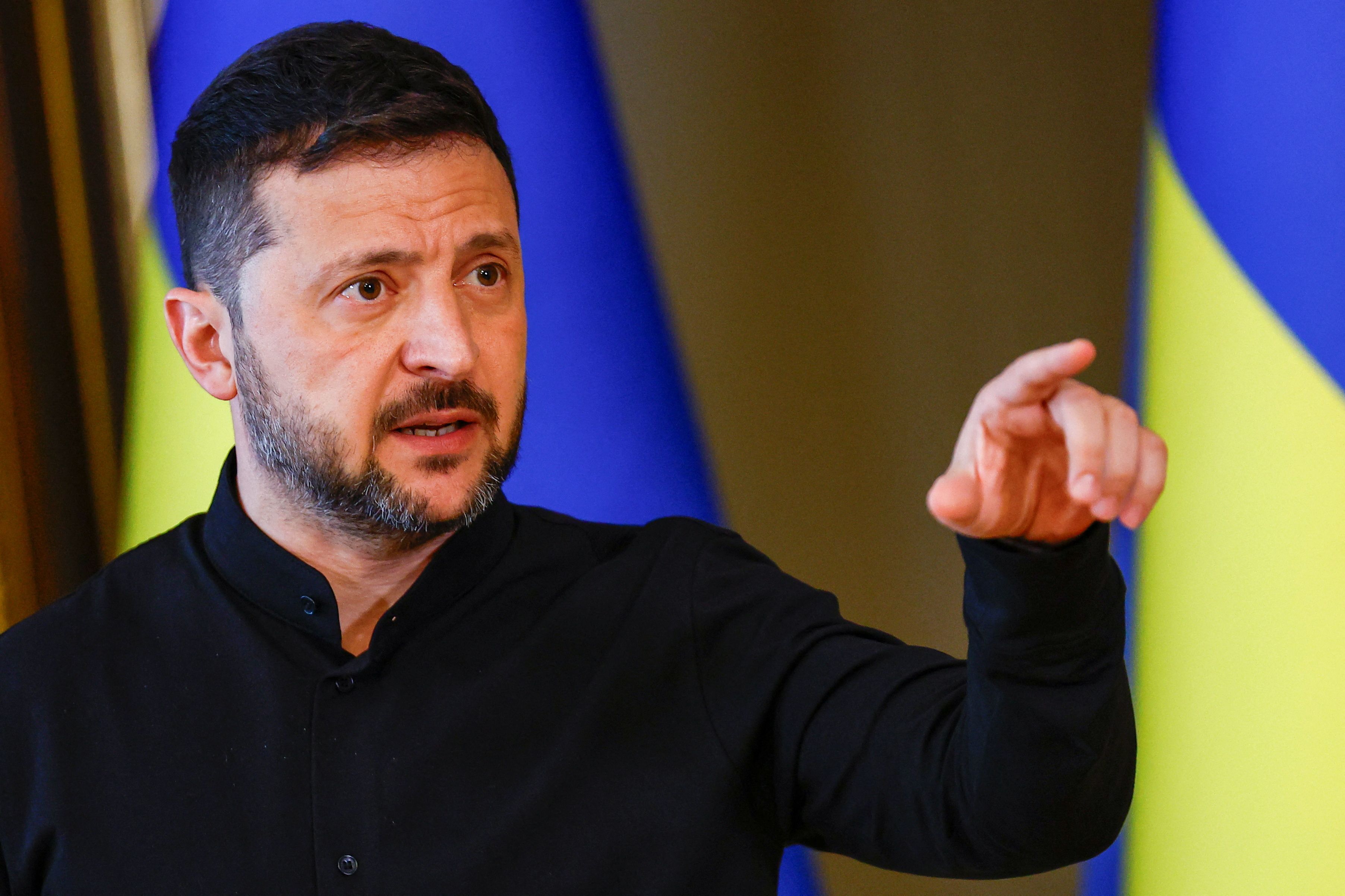 Presidente da Ucrânia, Volodymyr Zelenskiy, durante entrevista coletiva em Kiev