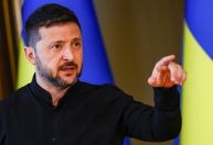 Zelensky sugere trégua até que reunião com Putin possa ser marcada