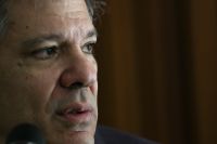 Haddad: Taxação de títulos isentos e bets compensará "recalibragem" no IOF