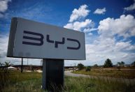 Montadoras de veículos elétricos da China se voltam contra BYD