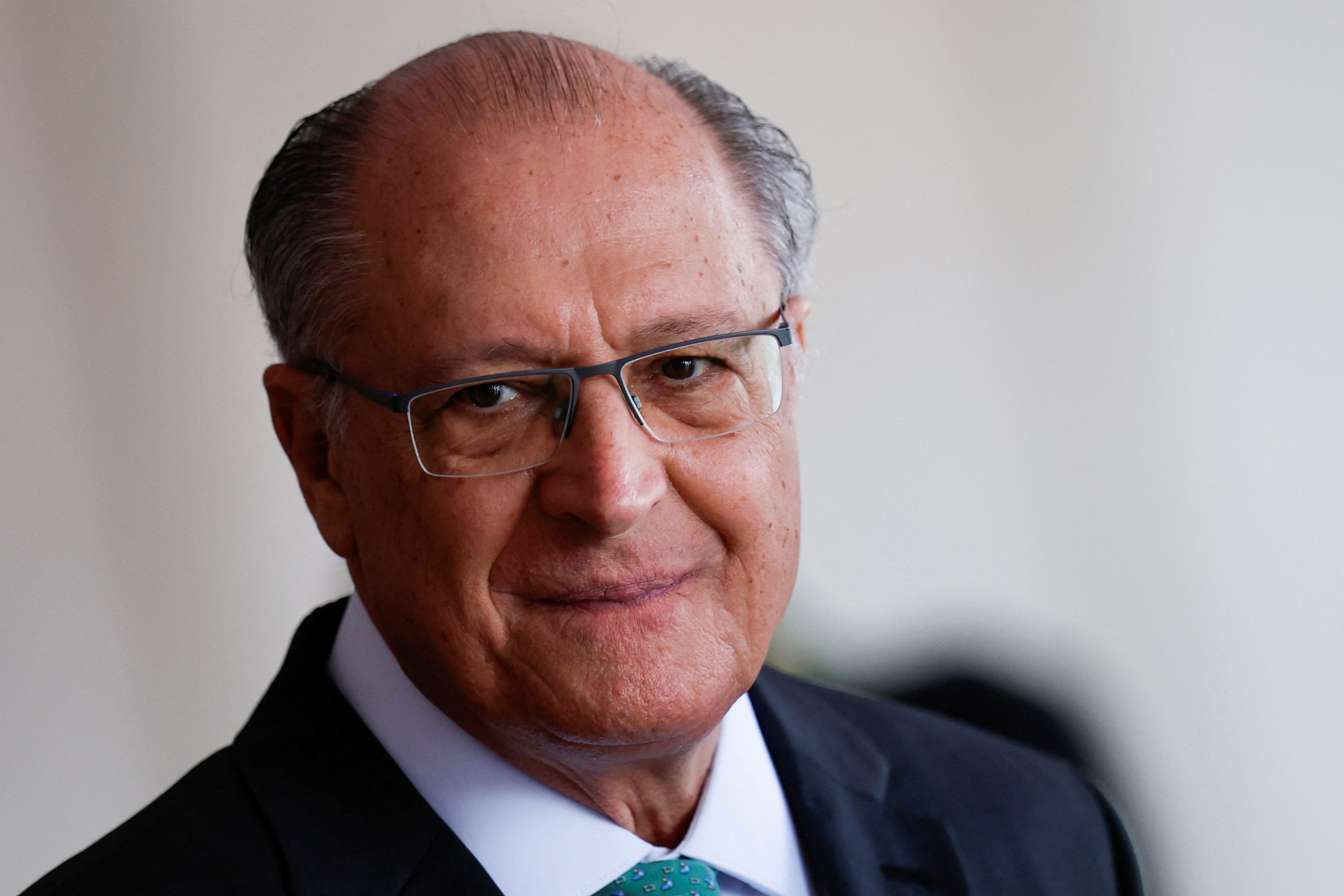 Alckmin nega relação entre condenação de Bolsonaro e tarifa dos EUA