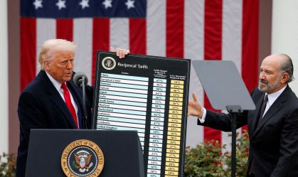 Tarifas de Trump podem permanecer em vigor durante recursos, diz tribunal