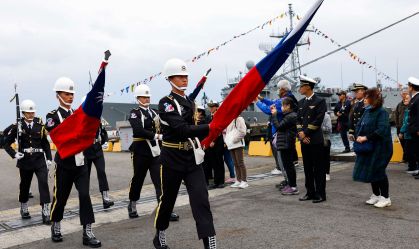 Taiwan promete se defender enquanto China ameaça aumentar presença militar