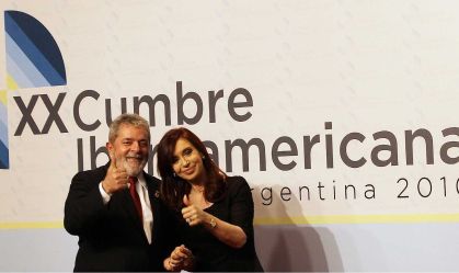 Aliados avaliam visita de Lula a Cristina Kirchner se Justiça permitir