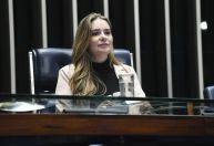 Senado avança para tornar inelegível condenado por violência doméstica