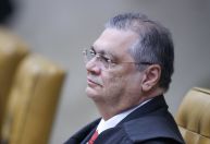 Dino questiona Congresso sobre emendas usadas para gastos pessoais