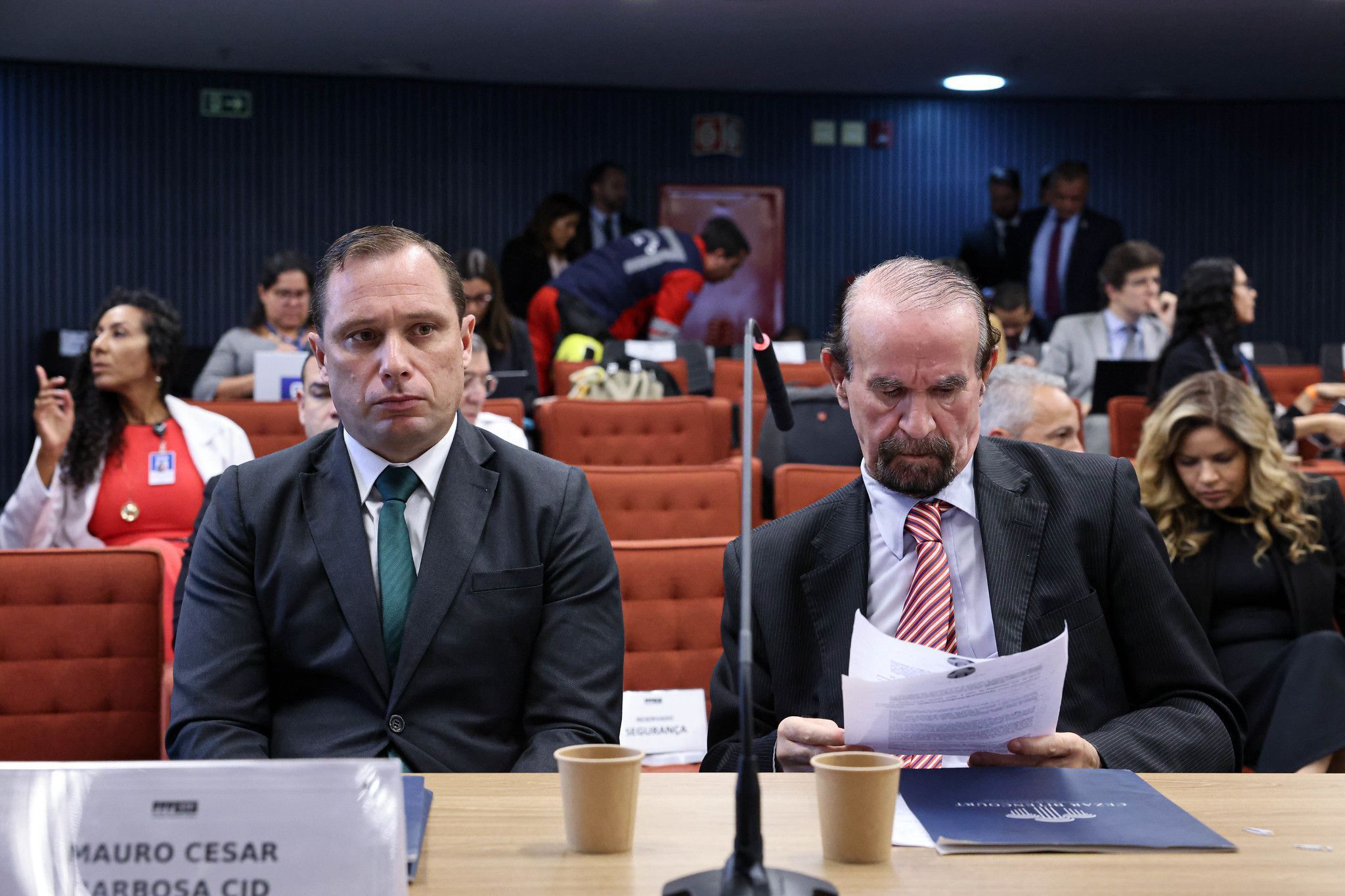 Imagem de destaque do post: Defesa de Cid pede inclusão de nova reportagem em investigação de perfil