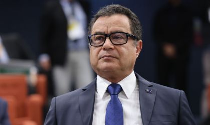 Ex-comandante da Marinha critica ex-chefe da FAB ao rebater acusações