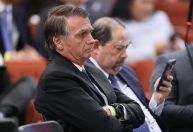 Bolsonaro classifica como "malucos" apoiadores que querem intervenção
