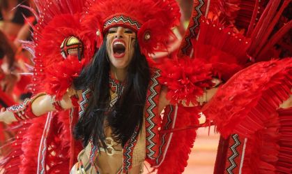 Isabelle Nogueira revela lesão no joelho durante Festival de Parintins