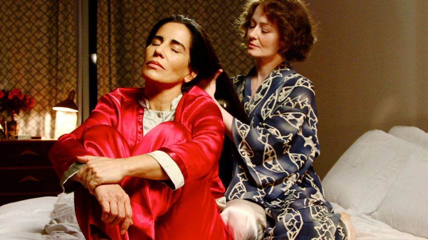Glória Pires e Miranda Otto em cena de "Flores Raras" • Divulgação