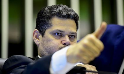 Alcolumbre sobre PL da Dosimetria: "Estou esperando o Paulinho"