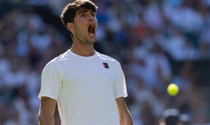 Alcaraz supera Fritz e alcança a terceira final em Wimbledon