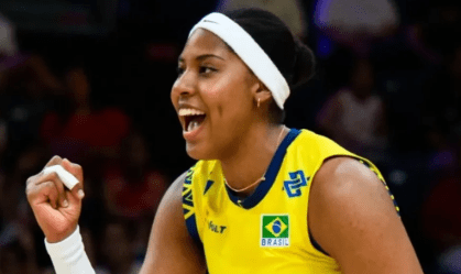 Ana Cristina comemora ponto do Brasil
