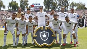 Elenco do Botafogo antes do início da partida