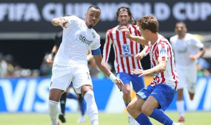 Marlon Freitas comemora classificação e diz que "Botafogo merece respeito"