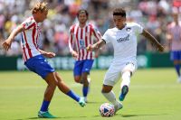 Botafogo perde para o Atlético de Madrid, mas avança no "grupo da morte"