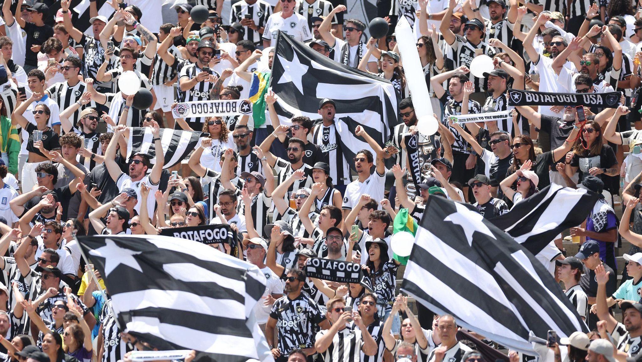 Torcida do Botafogo presente no Rose Bowl