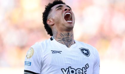 Nottingham Forest anuncia contratação de Igor Jesus, ex-Botafogo