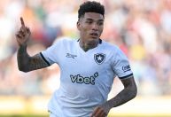 Botafogo faz história, vence PSG e se aproxima das oitavas do Mundial