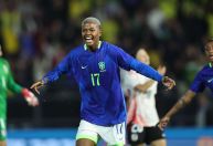 Com gol de estreante, Seleção Brasileira ganha de virada do Japão