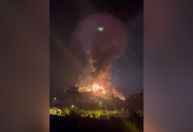 Incêndio de grandes proporções atinge indústria no interior de São Paulo