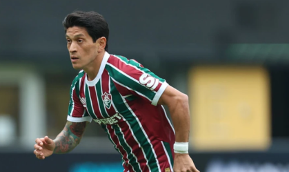 Cano volta a jogar após quase dois meses e vira boa opção no Fluminense