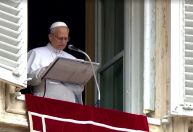 Papa Leão XIV pede paz para Oriente Médio após ataque dos EUA contra Irã