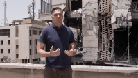 Correspondente da CNN mostra impactos de bombardeio israelense em Teerã