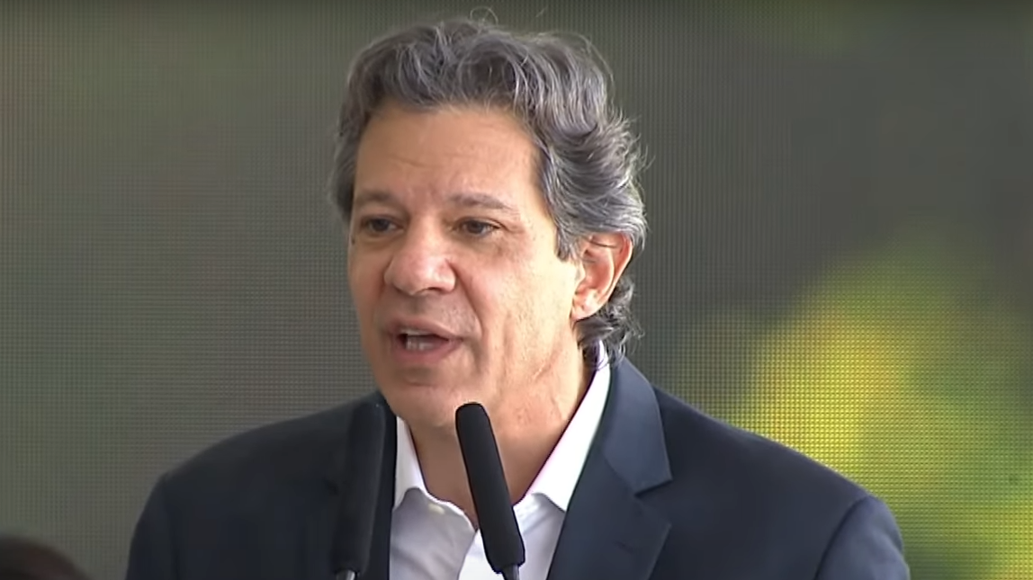 Confesso preocupação com a atuação da família Bolsonaro nos EUA, diz Haddad | CNN Brasil