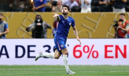 Pedro Neto faz primeiro gol do Chelsea no Mundial de Clubes e manda beijo