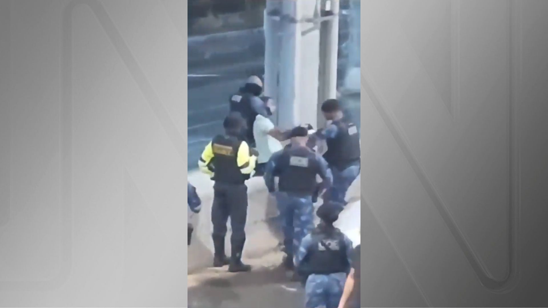 Imagem de destaque do post: Vídeo: guarda municipal é flagrado agredindo motorista em Salvador