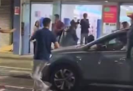 Vídeo: mulher usa spray de pimenta contra criança durante missa em SP